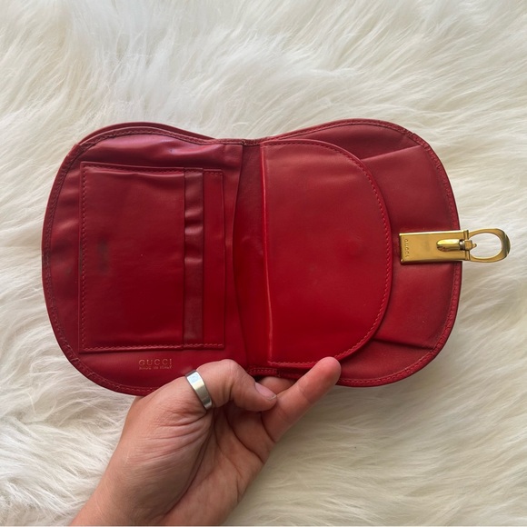 Vintage Gucci Red Leather Dome Lilypad Wallet Small Clutch Rare - Picture 9 of 16